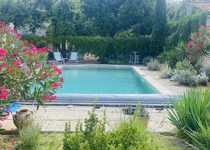Les Chênes Hébergement de vacances Mirabel-aux-Baronnies